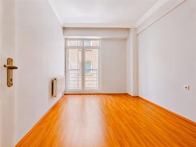 Üniversite Karşısında 1+1 Kiralık Daire — fotoğraf 3